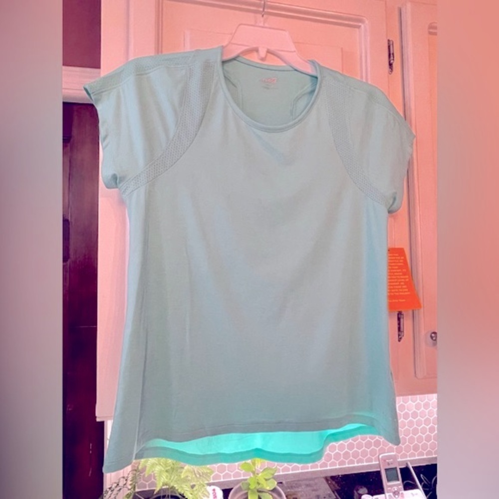 AVIA performance tee, S, NWT